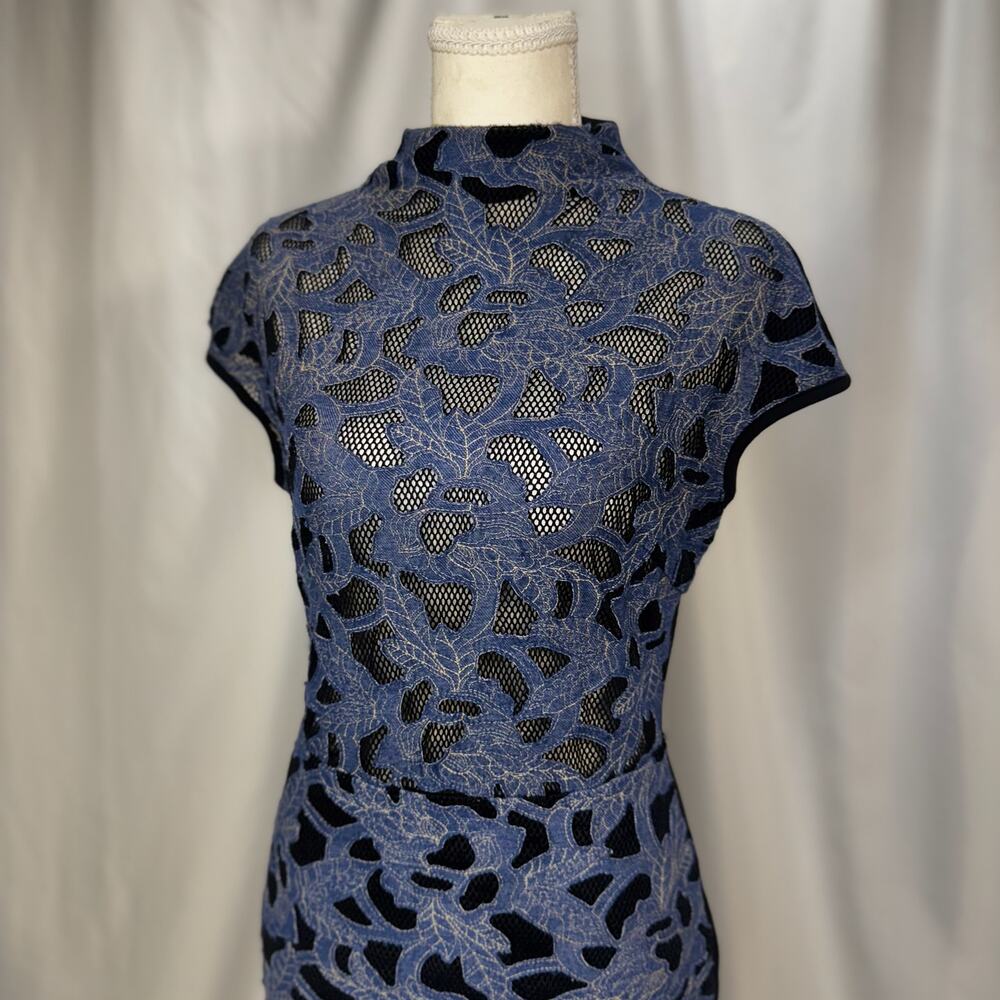 CQ by CQ Blue Lace Sheath Dress Medium Sheer Avant Garde Feminine Event Vacation - Picture 15 of 16